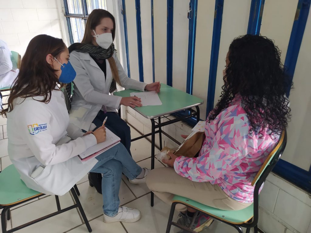 Quanto gasta um estudante de Odontologia