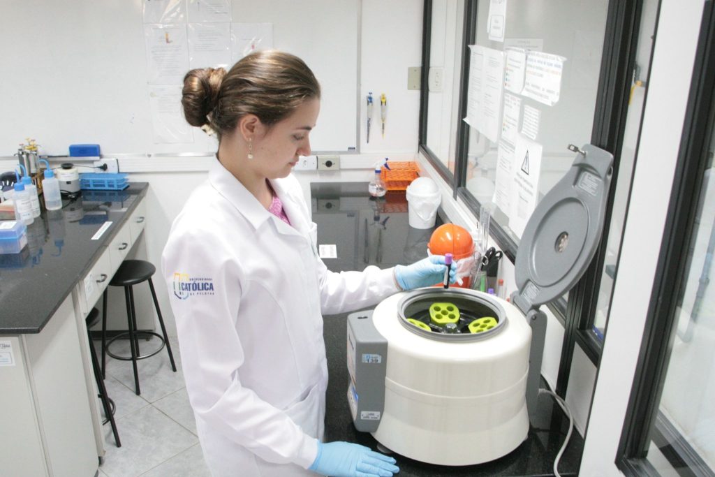 , P&oacute;s-Gradua&ccedil;&atilde;o na Sa&uacute;de: como se destacar e avan&ccedil;ar na carreira com a UCPel